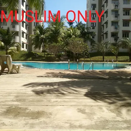 Haji Din Cocobay Condo Port Dickson Exterior photo