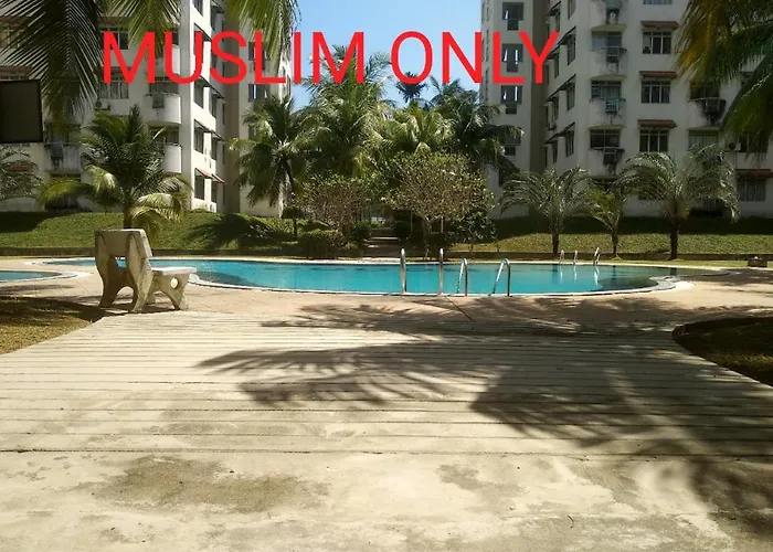 Haji Din Cocobay Condo